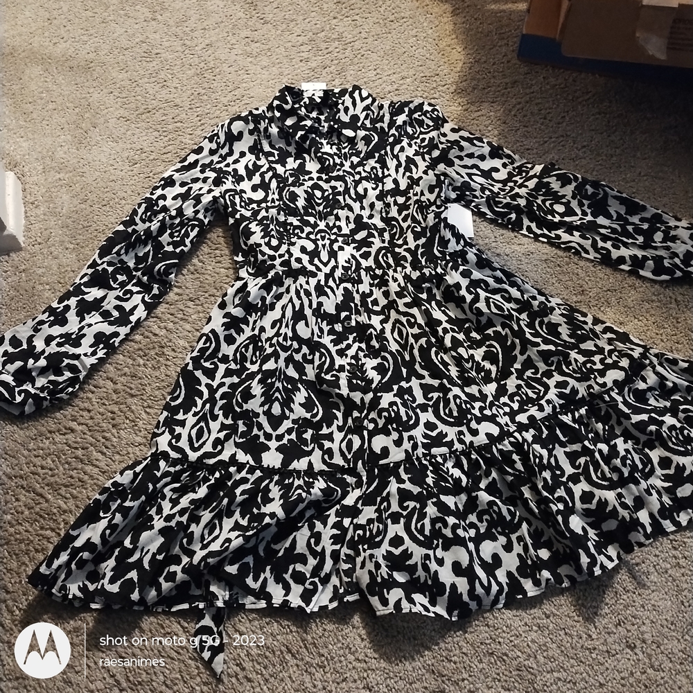 Ellen Tracy Black and White Mini Dress